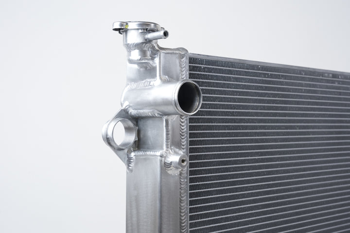 CSF 03-09 Lexus GX470 4.7L V8 / 03-09 Toyota 4Runner 4.7L V8 All Metal Radiator - Bull Strap