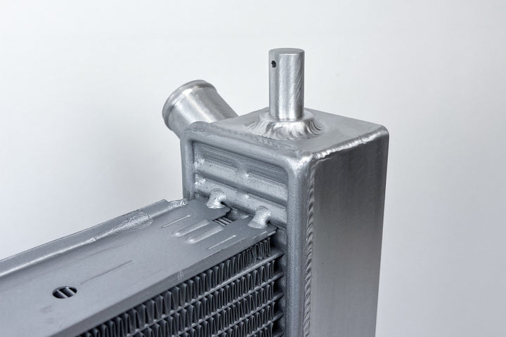 CSF 05-13 Chevrolet Corvette C6 (Not 11-13 Z06/ZR1/427) High Performance All-Aluminum Radiator - Bull Strap