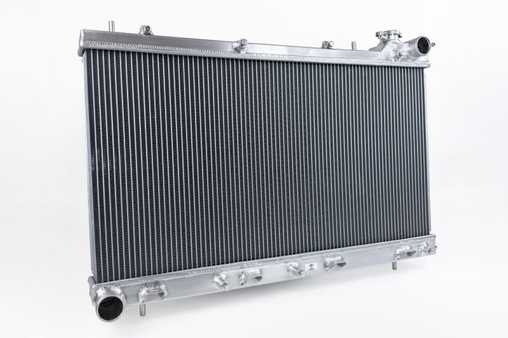 CSF 06-08 Subaru Forester XT Limited (MT Trans Only) High-Performance All-Aluminum Radiator - Bull Strap