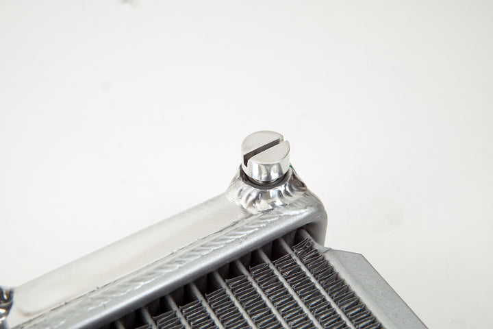 CSF 08-15 Subaru Impreza WRX/STI 1-Row 31mm High-Performance Aluminum Radiator - Bull Strap