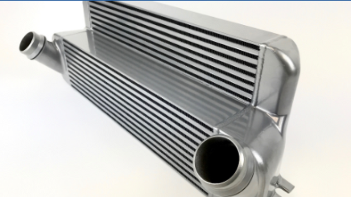 CSF 15-18 BMW M2 (F30/F32/F22/F87) N55 High Performance Stepped Core Bar/Plate Intercooler - Silver - Bull Strap