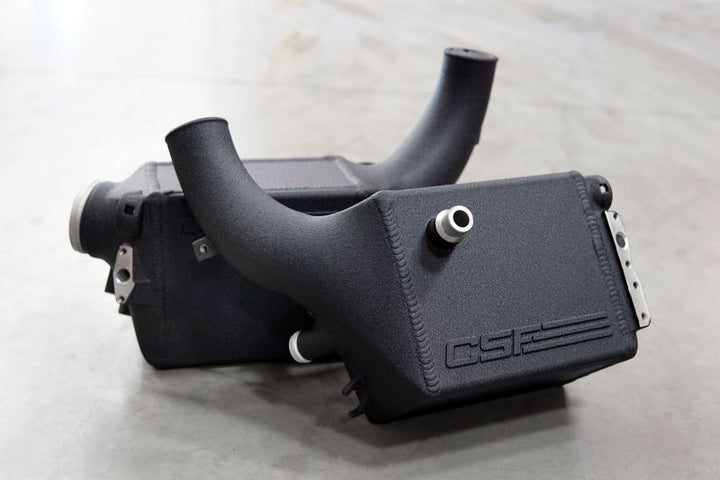 CSF 16-21 BMW M5 (F90) / 17-21 BMW M8 (F91/F92/F93) Twin Charge-Air-Cooler Set - Crinkle Black - Bull Strap