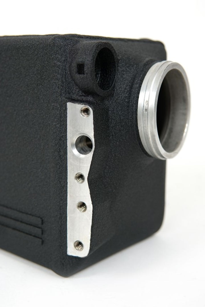 CSF 16-21 BMW M5 (F90) / 17-21 BMW M8 (F91/F92/F93) Twin Charge-Air-Cooler Set - Crinkle Black - Bull Strap