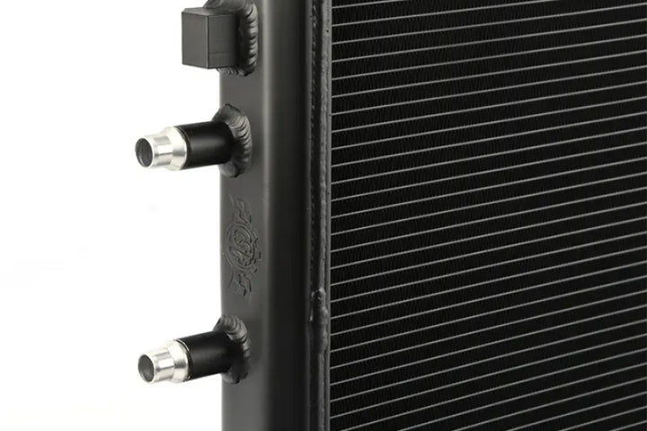 CSF 2014+ BMW M3/M4 (F8X) Front Mount Heat Exchanger w/Rock Guard - Black - Bull Strap