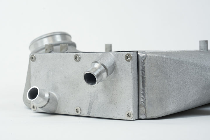 CSF 2014+ BMW M3/M4 (F8X) Top Mount Charge-Air-Cooler - Raw Finish - Bull Strap