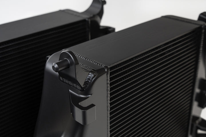 CSF 2019+ Lamborghini Urus / 2020+ Audi RS Q8 / SQ8 / SQ7 High Performance Intercooler System- Black - Bull Strap