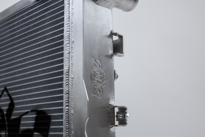CSF 84-88 Mercedes-Benz W201 190E 2.3L - 16 w/ A/C High Performance Aluminum Radiator - Bull Strap