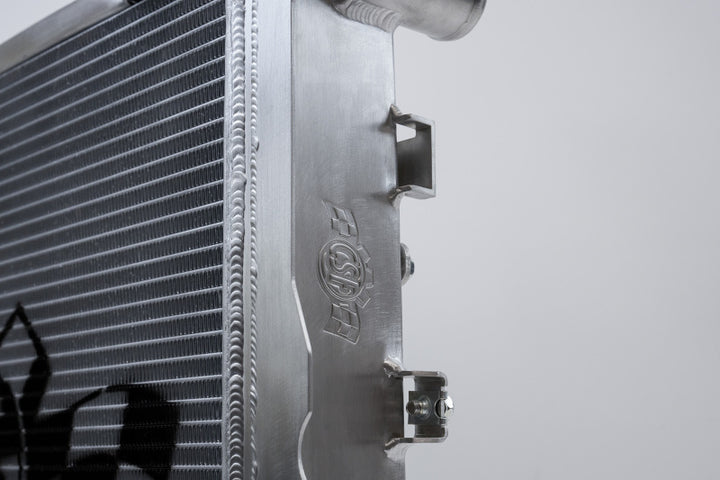 CSF 84-88 Mercedes-Benz W201 190E 2.3L - 16 w/ A/C High Performance Aluminum Radiator - Bull Strap