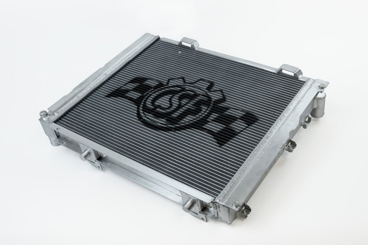 CSF 84-88 Mercedes-Benz W201 190E 2.3L - 16 w/ A/C High Performance Aluminum Radiator - Bull Strap