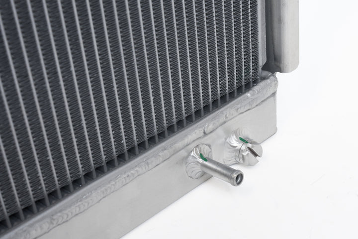 CSF 95-04 Toyota Tacoma (2.7/3.4L) Heavy Duty All-Aluminum Radiator - Bull Strap
