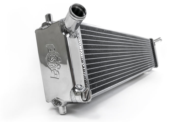 CSF 96-04 Porsche Boxster S (986) / 98-05 Porsche 911 (996) Auxiliary Center Radiator - Bull Strap