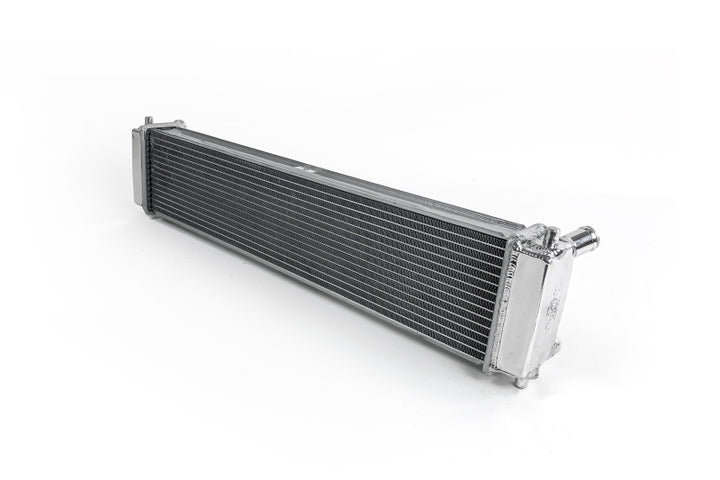 CSF 96-04 Porsche Boxster S (986) / 98-05 Porsche 911 (996) Auxiliary Center Radiator - Bull Strap