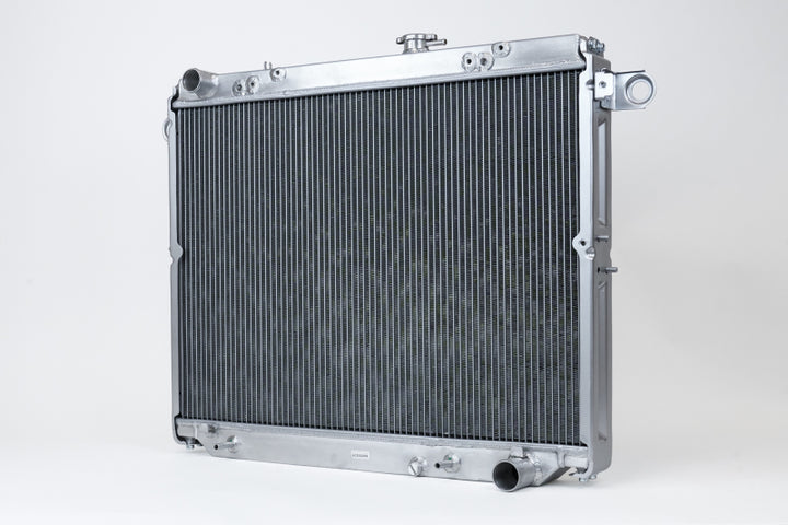 CSF 98-07 Toyota Land Cruiser / Lexus LX470 Heavy Duty All Aluminum Radiator - Bull Strap