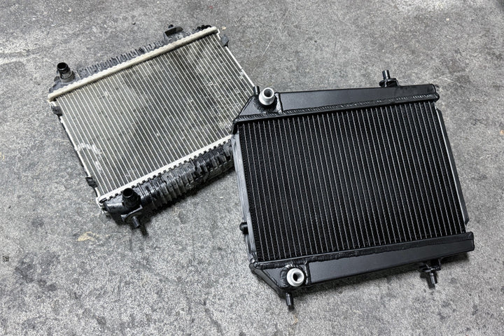 CSF BMW G8X M3/M4/M2 High-Performance Auxiliary Radiator - Single Radiator - Bull Strap