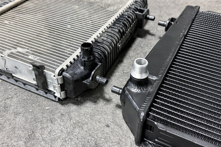CSF BMW G8X M3/M4/M2 High-Performance Auxiliary Radiator - Single Radiator - Bull Strap