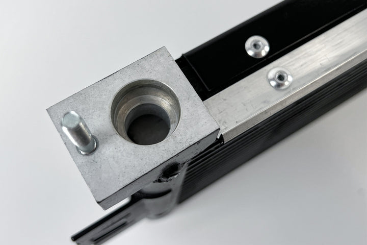 CSF G8X M3/M4/M2 High Performance Engine Oil Cooler - Bull Strap