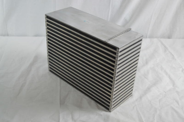 CSF Magnum 1000+hp Bar & Plate Intercooler Core - 18in L x 12in H x 6in W - Bull Strap