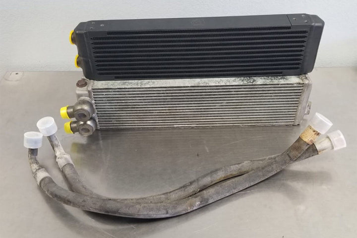 CSF Universal Dual-Pass Oil Cooler (RS Style) - M22 x 1.5 - 24in L x 5.75in H x 2.16in W - Bull Strap