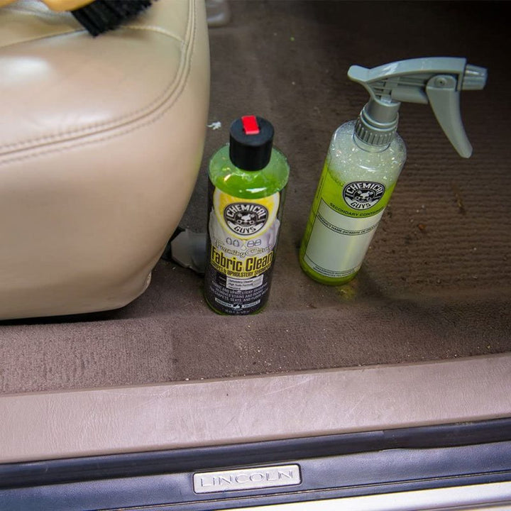 Chemical Guys Foaming Fabric Clean Carpet/Upholstery Shampoo & Odor Eliminator - 16oz - Bull Strap