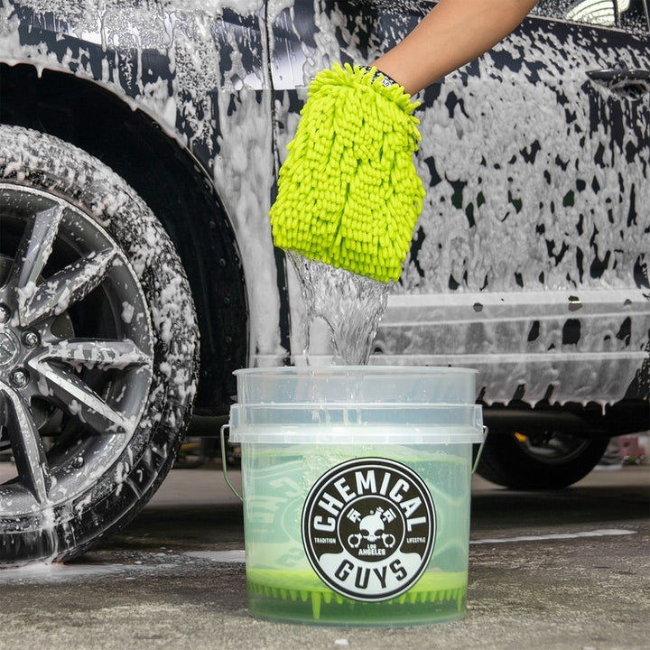Chemical Guys Heavy Duty Ultra Clear Detailing Bucket - Bull Strap