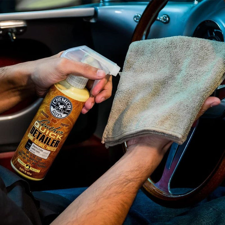 Chemical Guys Leather Quick Detailer Care Spray - Matte Finish - 16oz - Bull Strap