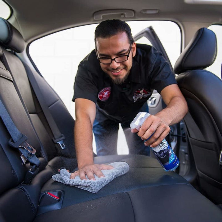 Chemical Guys Total Interior Cleaner & Protectant - 16oz - Bull Strap