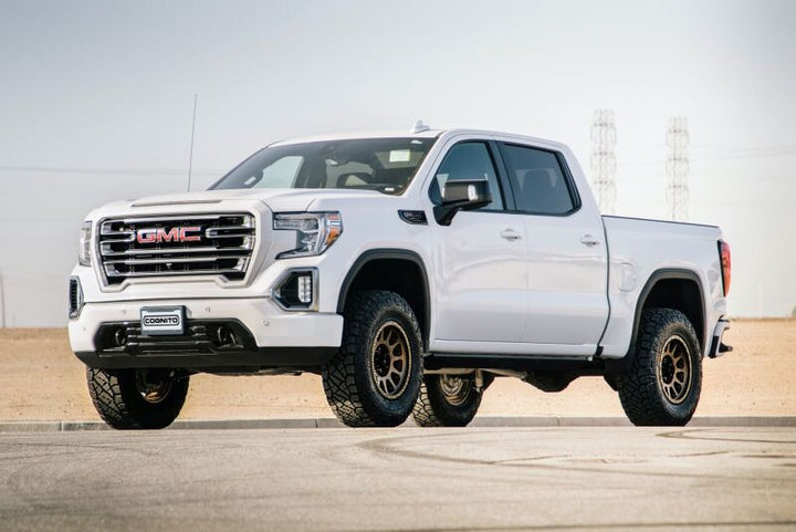 Cognito 19-24 Chevy/GMC Silverado/Sierra 1500 2WD/4WD 3in Standard Leveling Lift Kit - Bull Strap