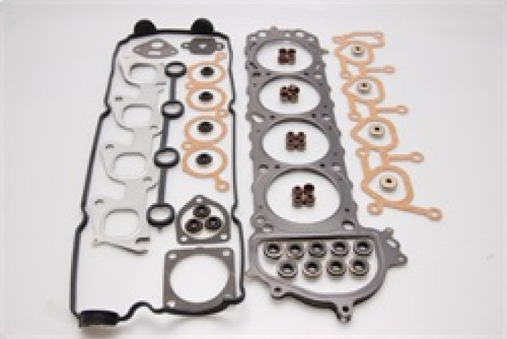 Cometic Street Pro Nissan 1995-98 KA24DE 2.4L 240SX 90mm Bore Top End Kit - Bull Strap