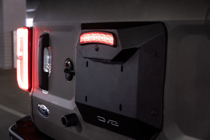 DV8 21-22 Spare Tire Delete - Bull Strap
