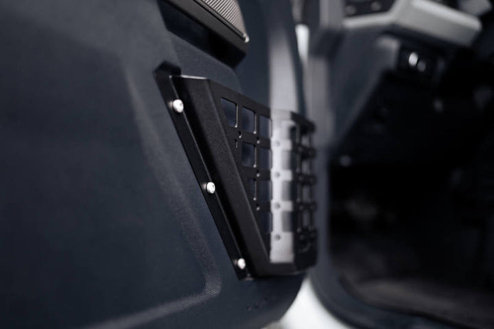 DV8 21-23 Ford Bronco Front Door Pocket Molle Panels - Bull Strap