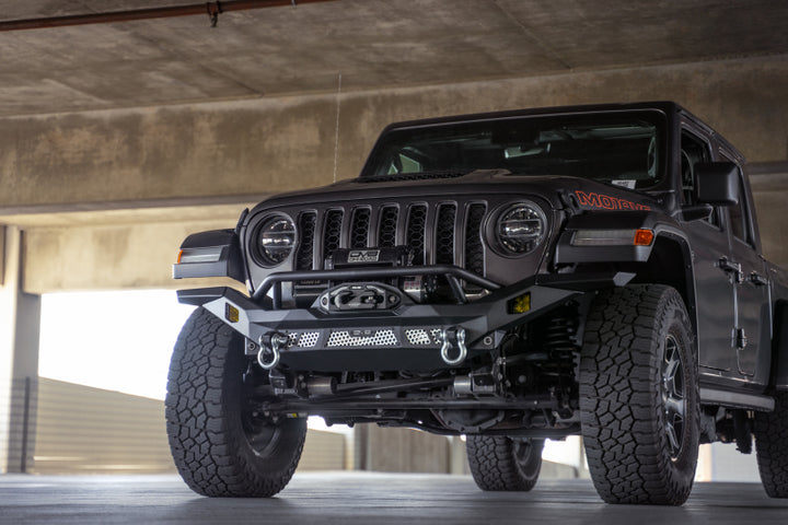 DV8 Offroad 07-18 Jeep Wrangler JK / 18-23 Wrangler JL / 20-23 Gladiator JT MTO Series Front Bumper - Bull Strap