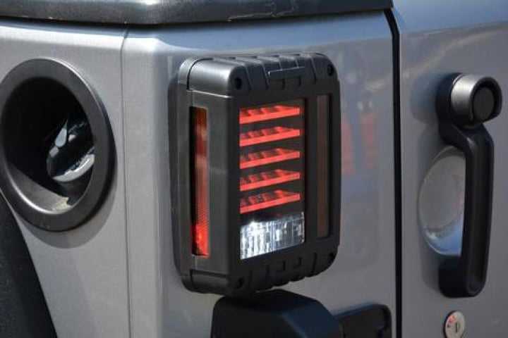 DV8 Offroad 07-18 Jeep Wrangler JK Horizontal LED Tail Light - Bull Strap
