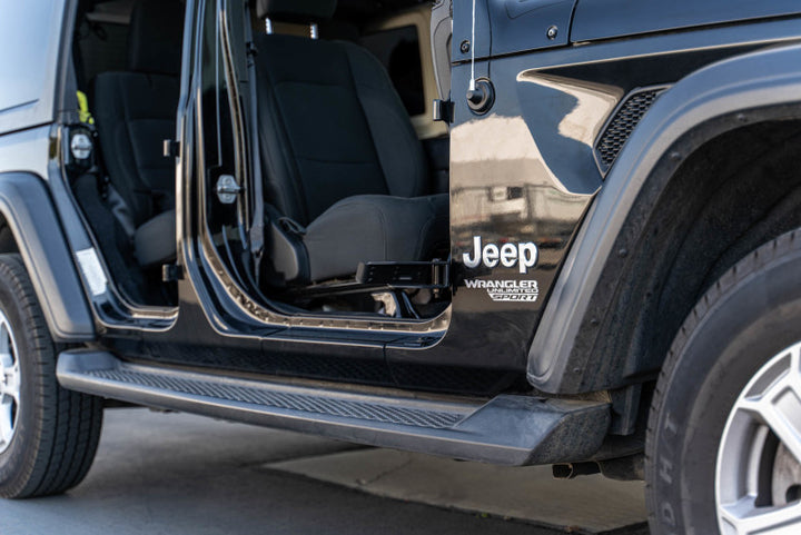 DV8 Offroad 07-23 Jeep Gladiator/Wrangler JT/JK/JL Foot Pegs - Bull Strap