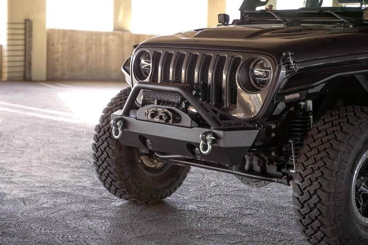 DV8 Offroad 07-23 Jeep Wrangler JK/JL & Gladiator JT FS-15 Series Front Bumper - Bull Strap