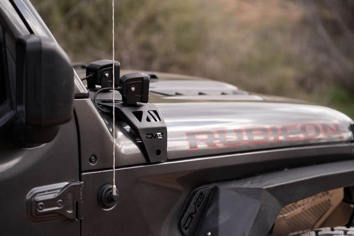 DV8 Offroad 18-22 Jeep Gladiator JT Cowl Light Bar Bracket - Bull Strap