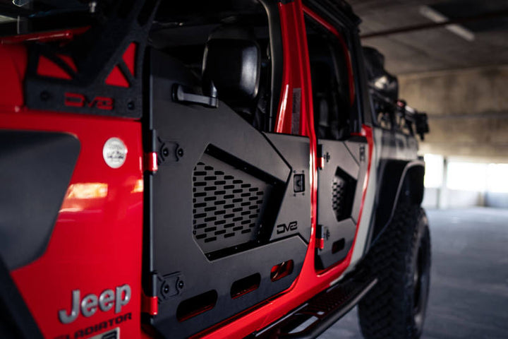 DV8 Offroad 18-22 Jeep Wrangler JL/JT Spec Series Half Doors - Front Set - Bull Strap