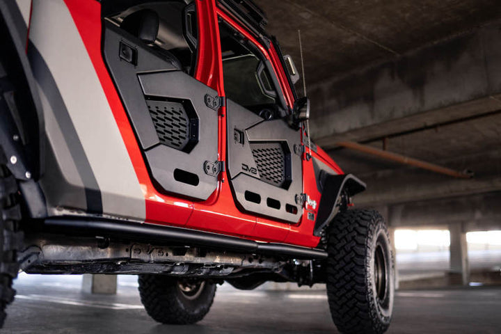 DV8 Offroad 18-22 Jeep Wrangler JL/JT Spec Series Half Doors - Rear Set - Bull Strap