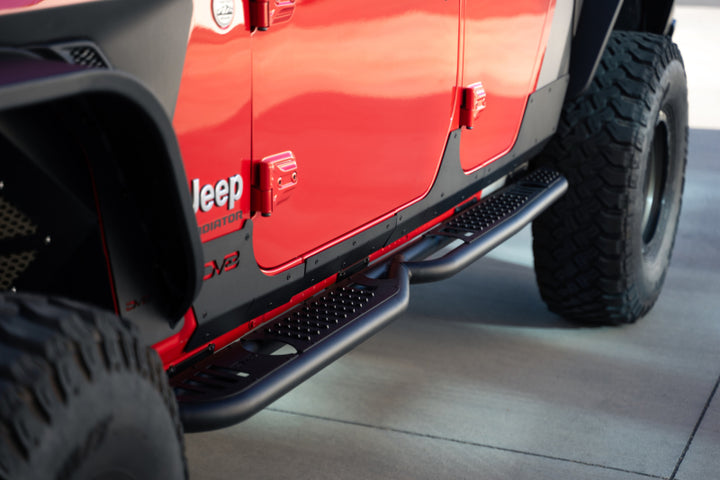 DV8 Offroad 20-23 Jeep Gladiator JT Rock Skins - Bull Strap