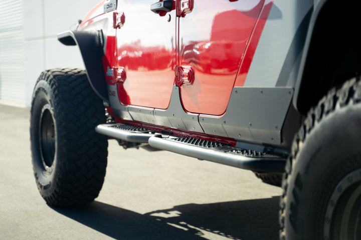 DV8 Offroad 20-23 Jeep Gladiator JT Rock Skins - Bull Strap