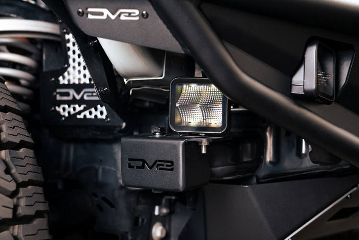 DV8 Offroad 21-22 Ford Bronco Crash Bar Caps w/ Accessory Mount - Bull Strap