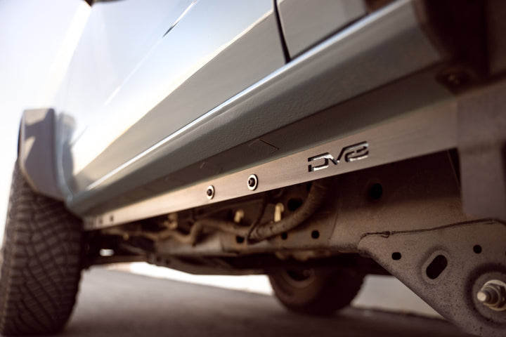 DV8 Offroad 21-23 Ford Bronco 2-Door Pinch Weld Covers - Bull Strap