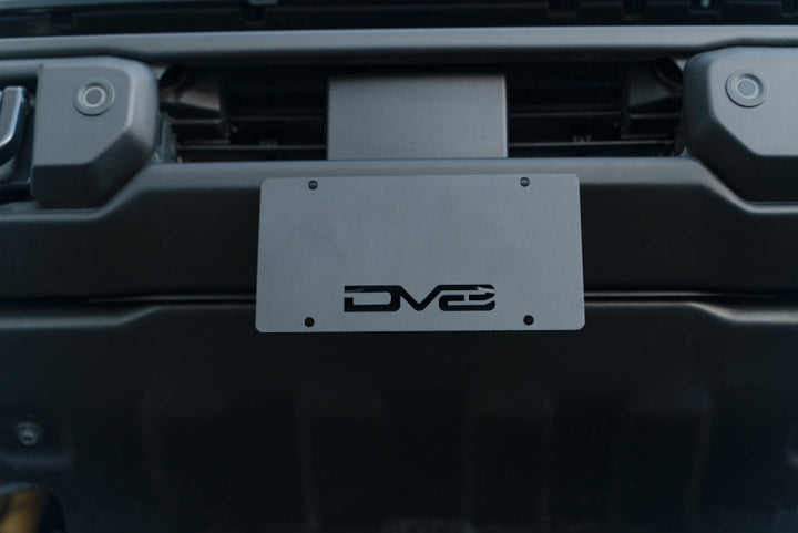 DV8 Offroad 21-23 Ford Bronco Capable Bumper Front License Plate Mount - Bull Strap