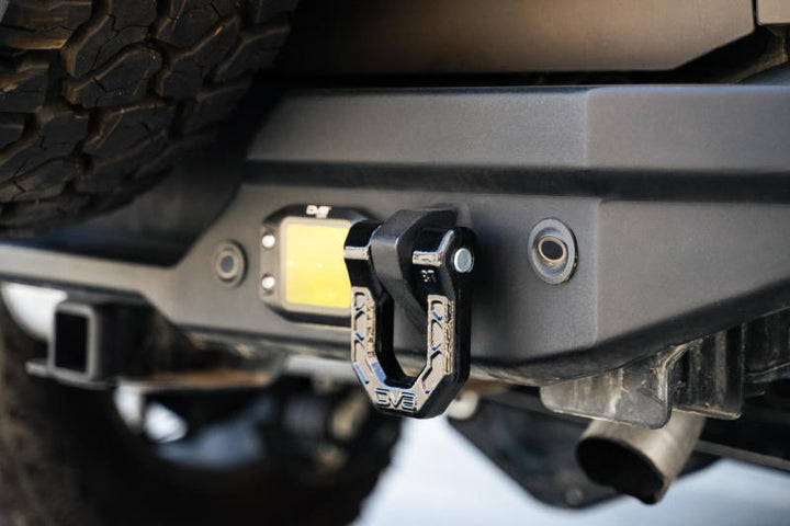 DV8 Offroad Elite Series D-Ring Shackles - Pair (Black) - Bull Strap