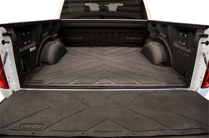 Deezee 02-09 Dodge Ram Heavyweight Bed Mat - Custom Fit 6 1/2Ft Bed - Bull Strap