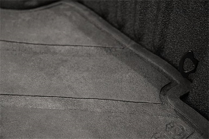 Deezee 02-09 Dodge Ram Heavyweight Bed Mat - Custom Fit 6 1/2Ft Bed - Bull Strap