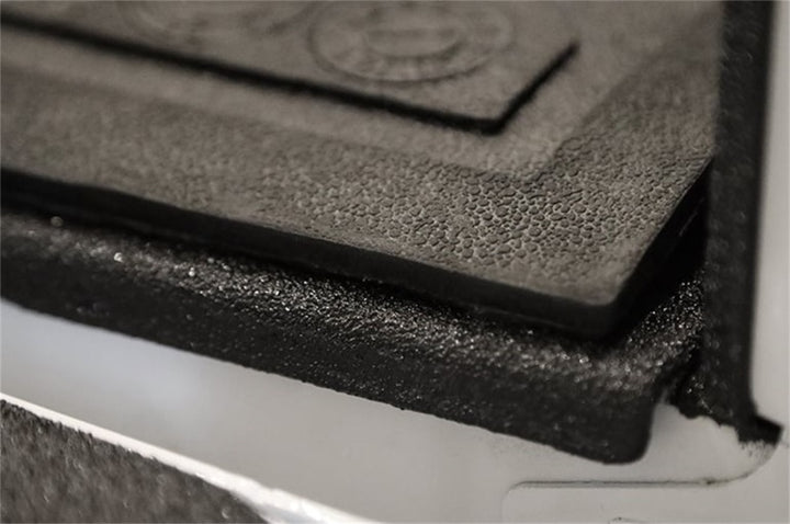 Deezee 15-23 Ford F150 Heavyweight Bed Mat - Custom Fit 5 1/2Ft Bed (X Pattern) - Bull Strap