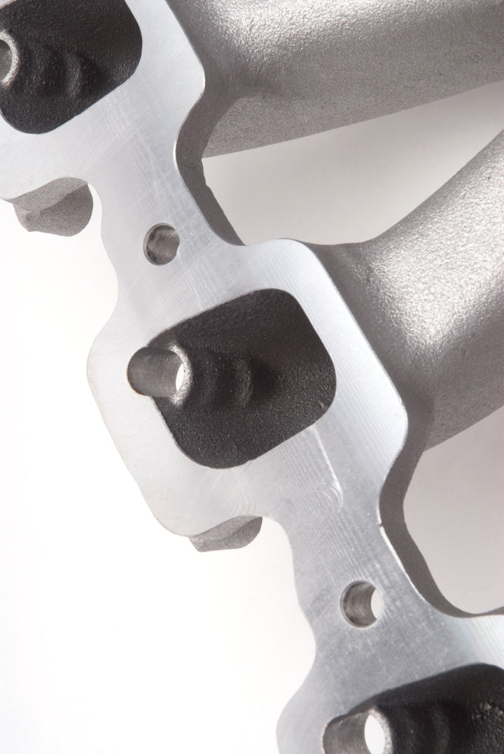 Edelbrock Victor Jr Ford EFI for 4 6L Engines Manifold Only - Bull Strap