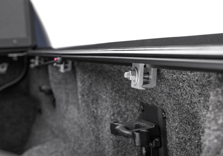 Extang 19-23 Chevy/GMC Silverado/Sierra 5.8ft. Bed Endure ALX - Bull Strap