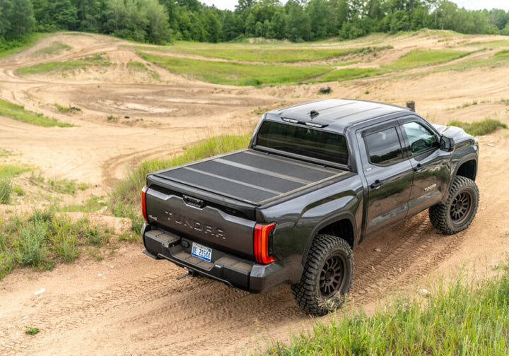 Extang 2024 Toyota Tacoma 5ft Bed Endure ALX - Bull Strap