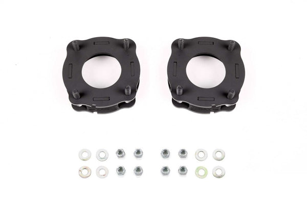 Fabtech 2022 Toyota Tundra 1.5in Leveling Kit - Front Spacers and Hardware - Bull Strap